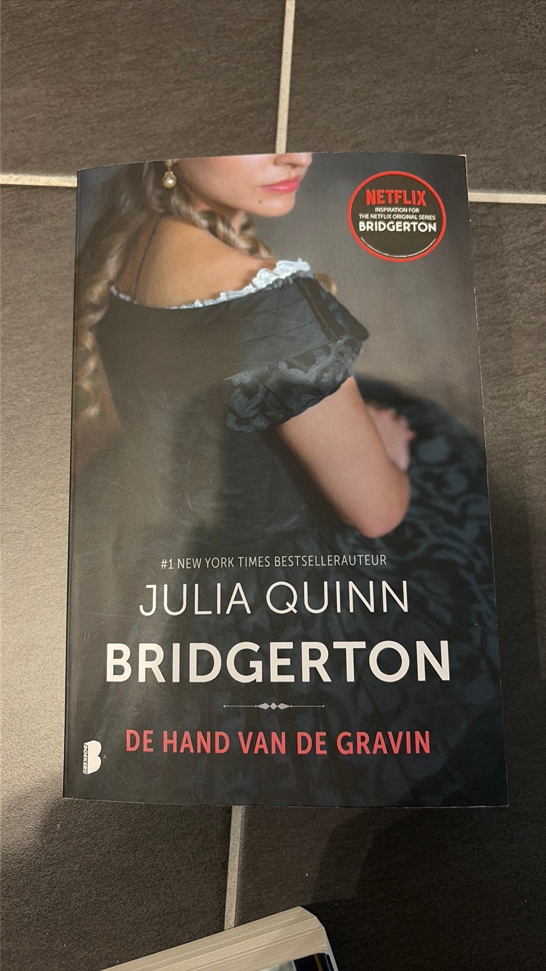 Julia Quinn - De hand van de gravin, Ophalen of Verzenden, Julia Quinn