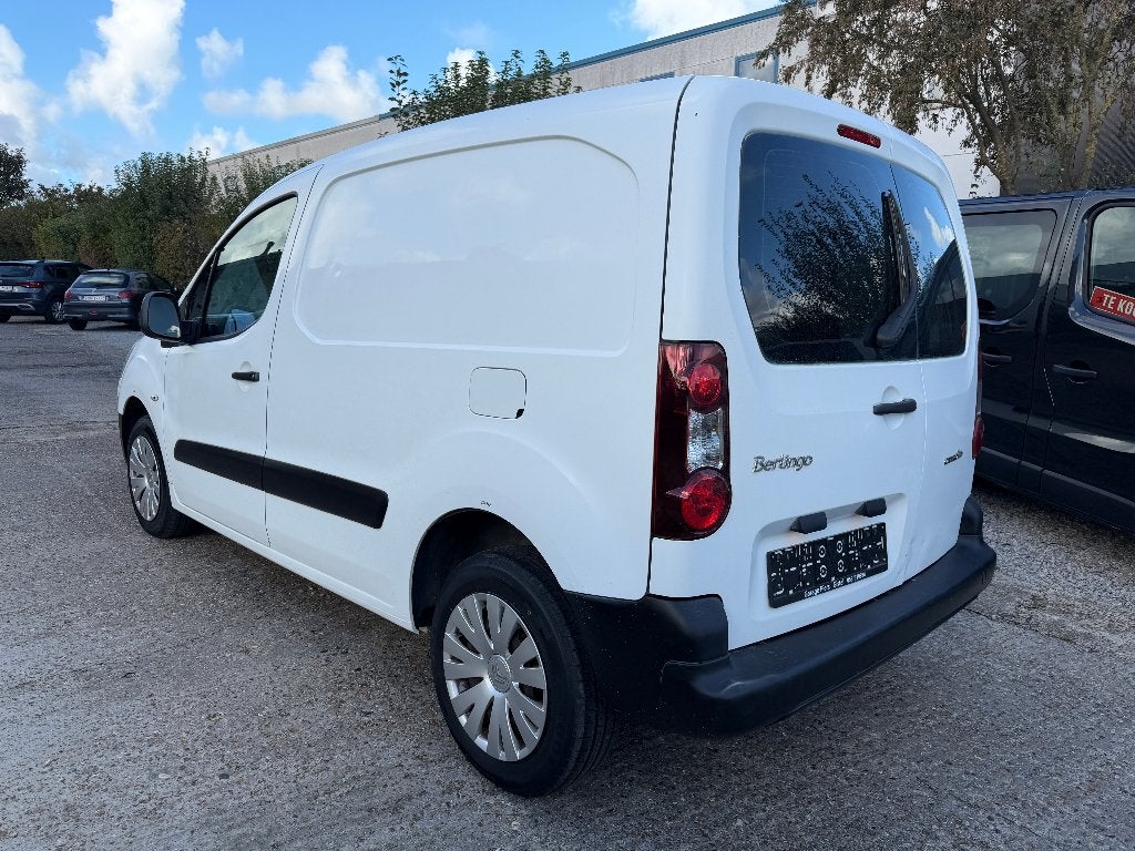 Citroën Berlingo, Zwart, 4 cilinders, Wit, 3 zetels