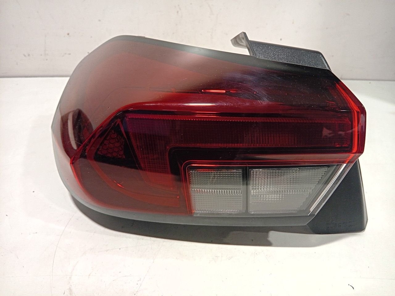 Achterlicht links buiten Opel Corsa, Autos : Pièces & Accessoires, Éclairage, Onderdelen@venauto.nl, Van der Ven Autorecycling B.V.