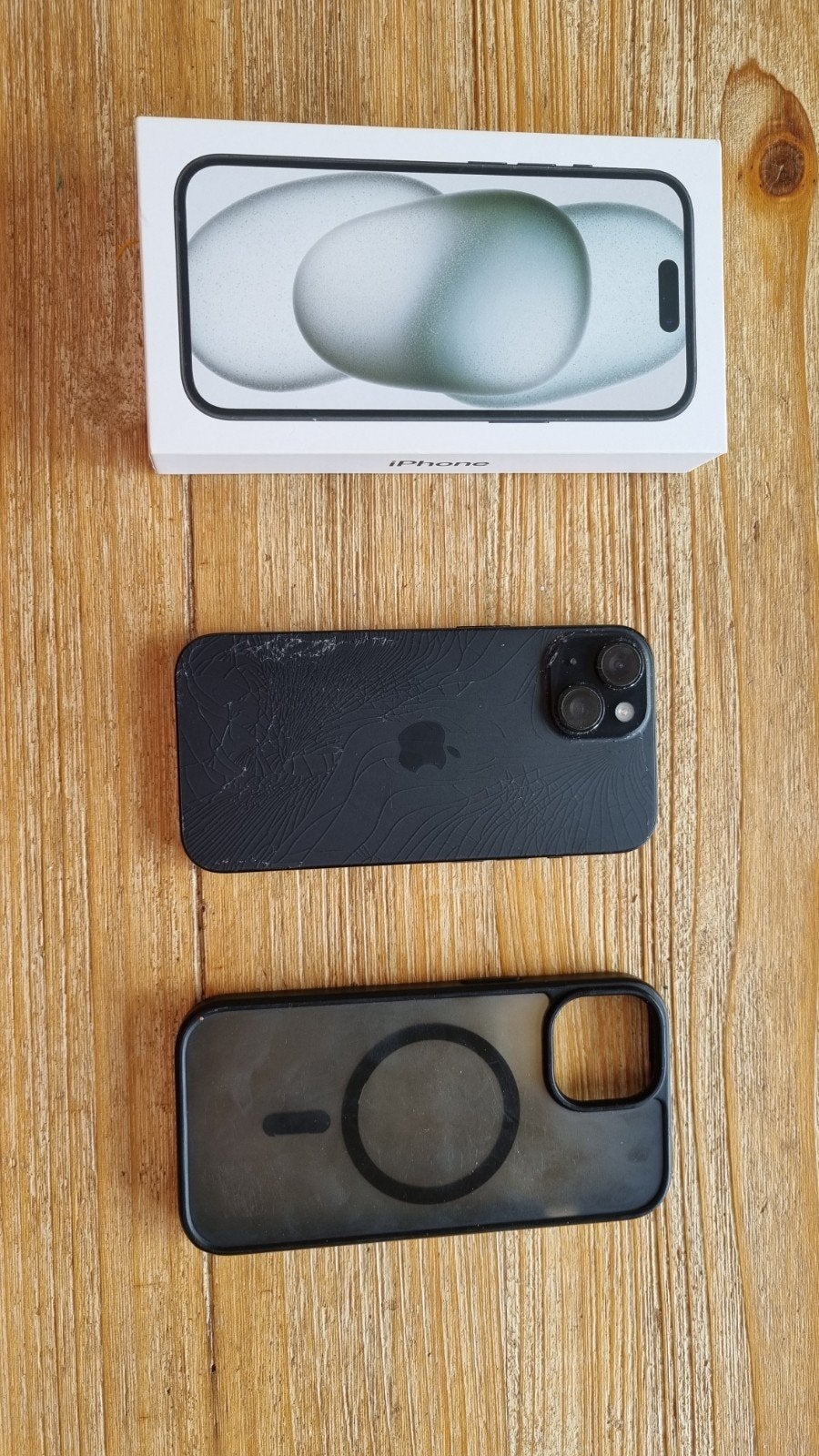Iphone 15, Enlèvement, IPhone 15