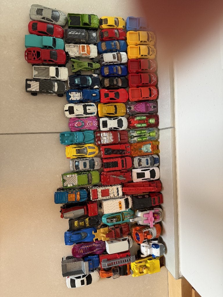 Verzameling speelgoedauto's, Enfants & Bébés, Enlèvement, Utilisé