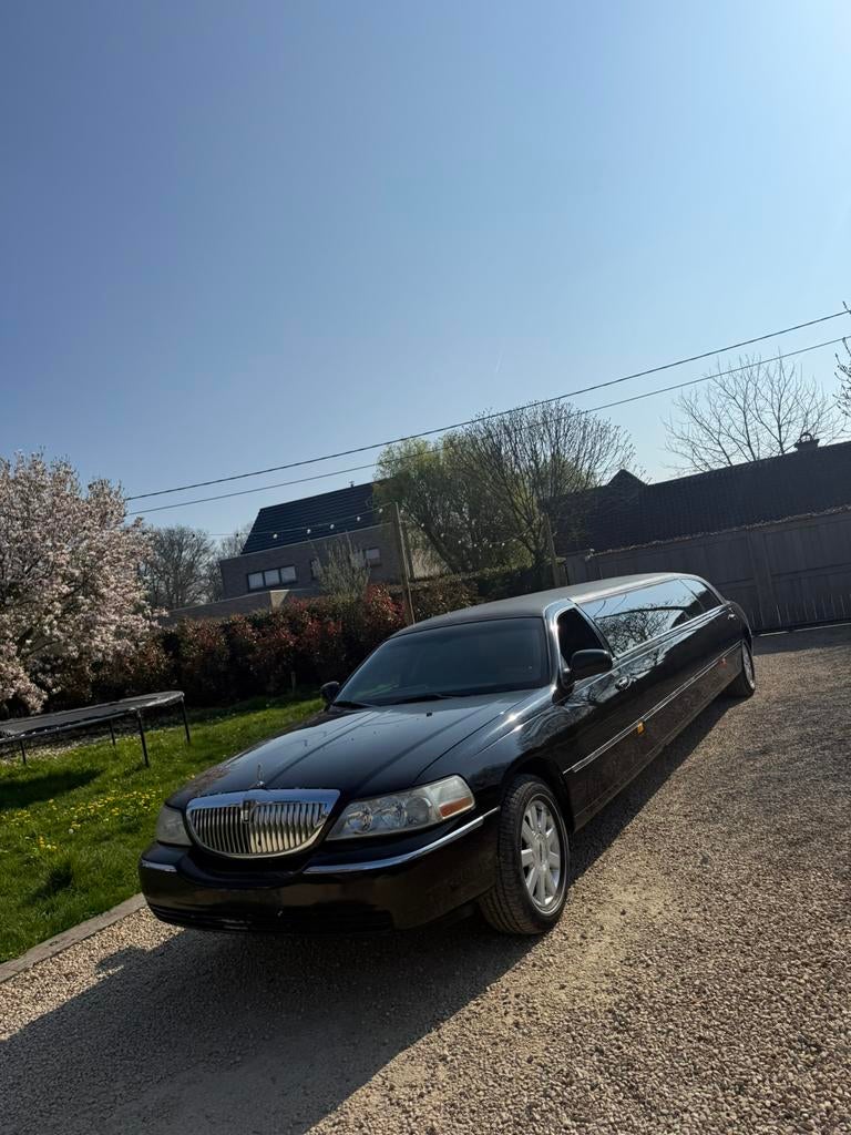 Lincoln limosine feestbus v8 2005, Auto's, Particulier, Automaat, Te koop