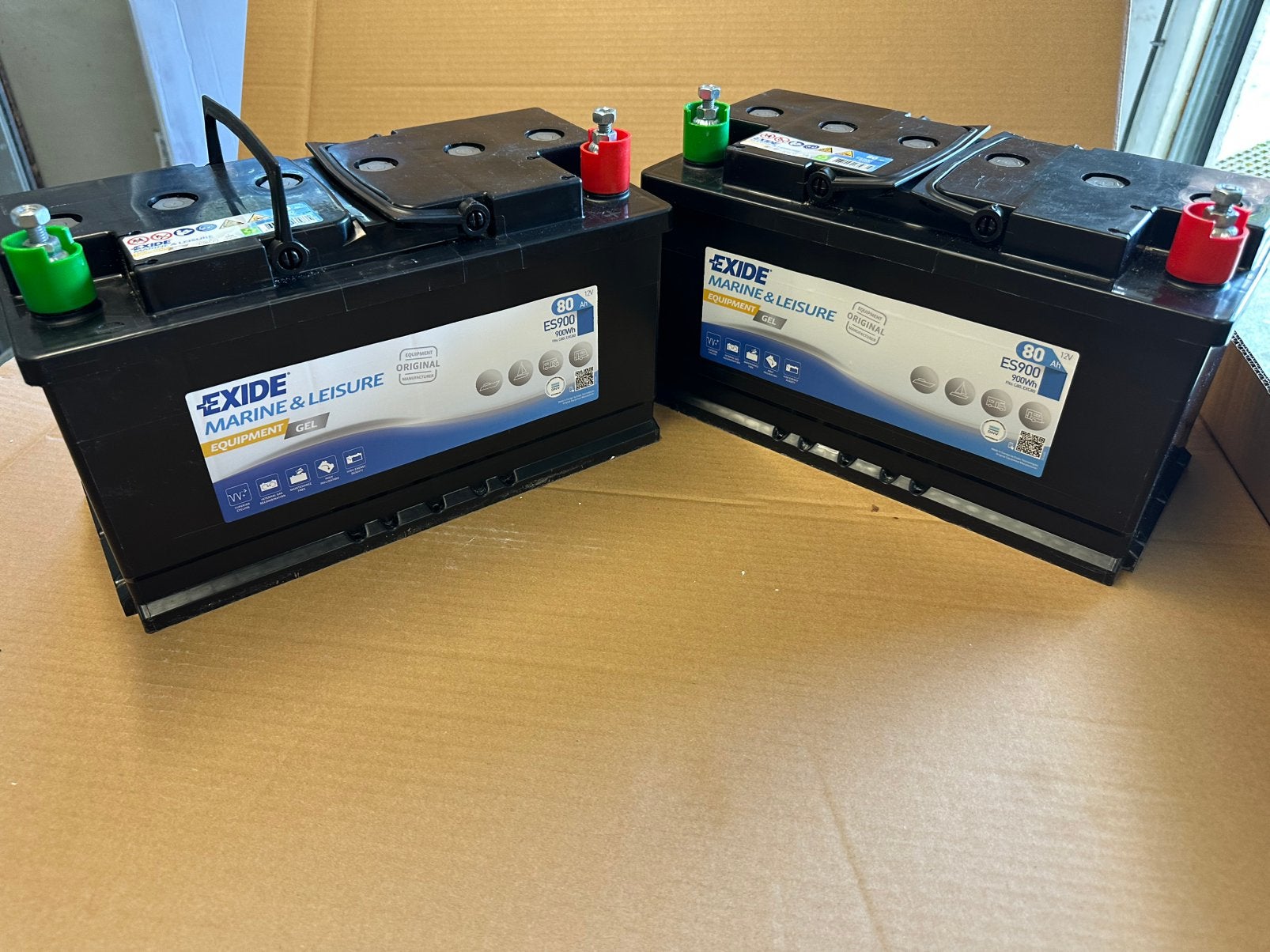 2 batteries au gel Exide 80 Ah