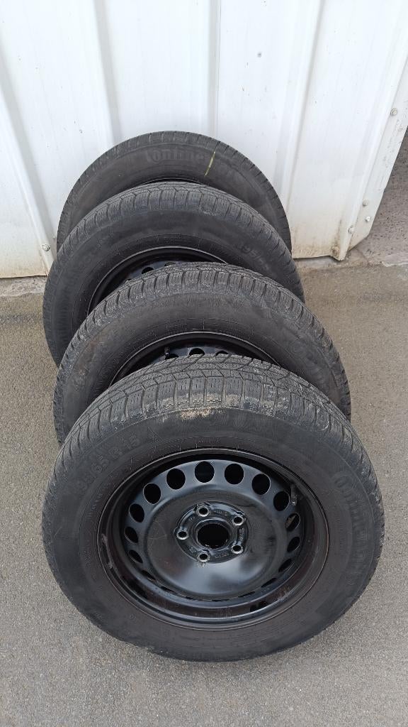 Winterbanden op velg skoda otavia 195/65 R15, Auto-onderdelen, Banden en Velgen, Ophalen, Gebruikt, 15 inch, Velg(en)