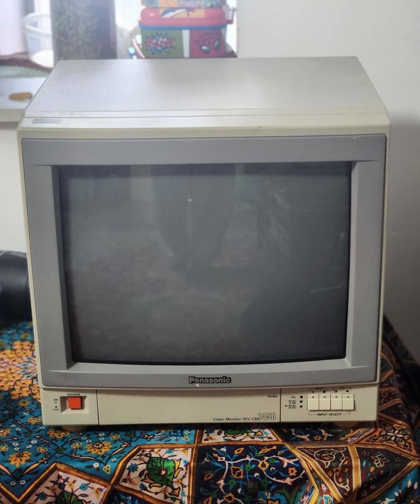 Panasonic monitor WV-CM 1450, Ophalen