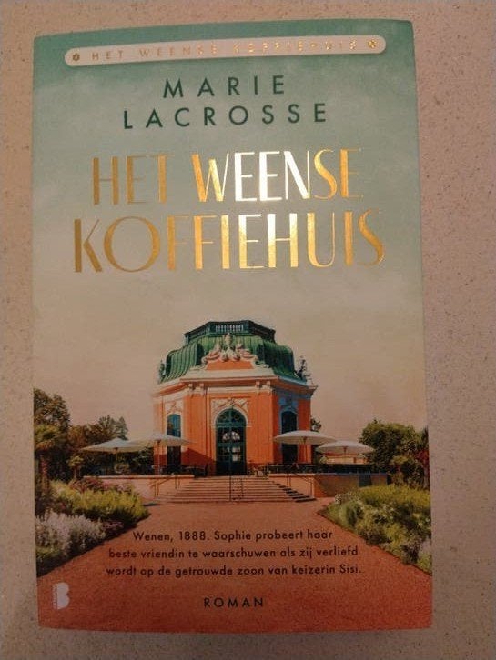 Marie Lacrosse - Het Weense koffiehuis, Ophalen, Marie Lacrosse