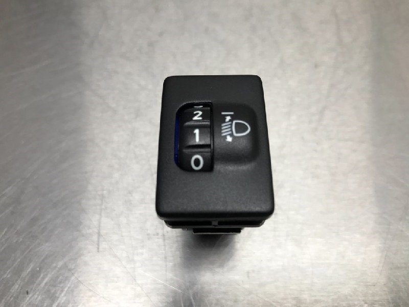 KOPLAMP IHV SCHAKELAAR Toyota Aygo (B40) (01-2014/06-2018), Gebruikt, Dhr. M. Roggen, Toyota, Marinus@Japoto.nl