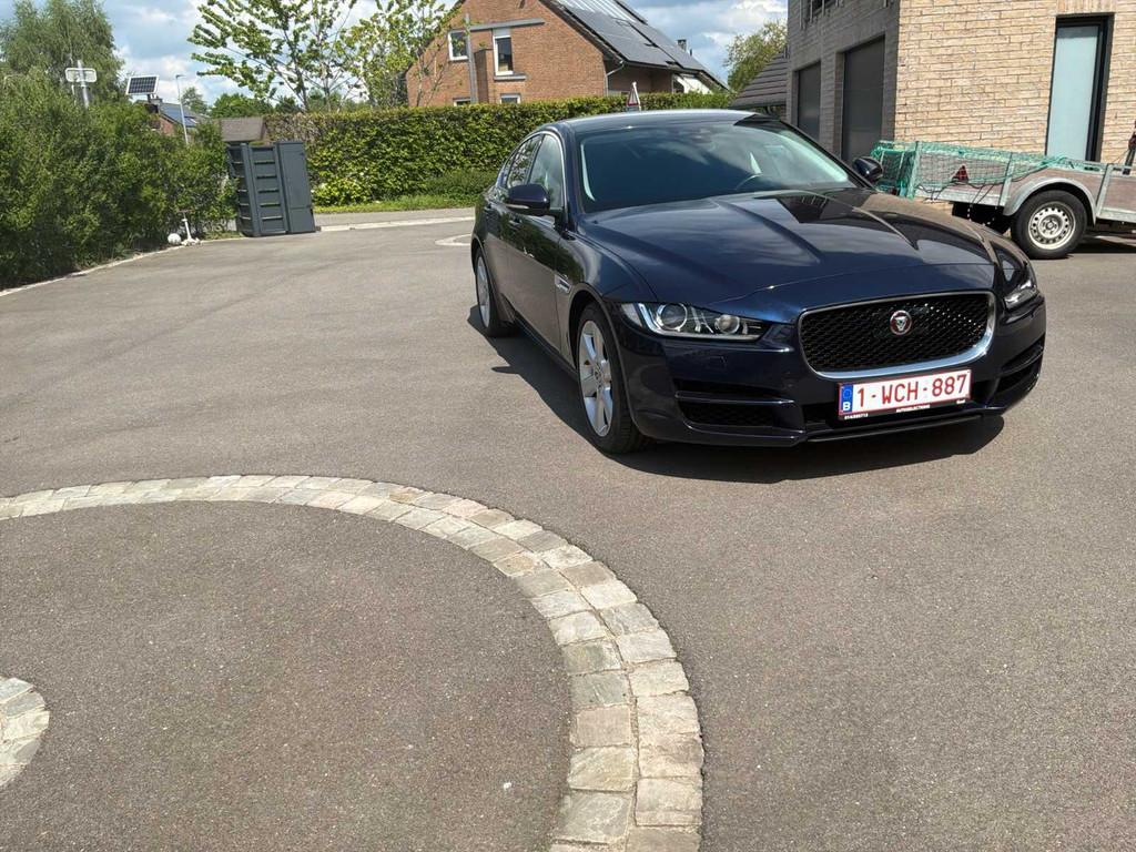 2017 Jaguar XE Voiture, Autos, Achat, Entreprise, Berline, Automatique