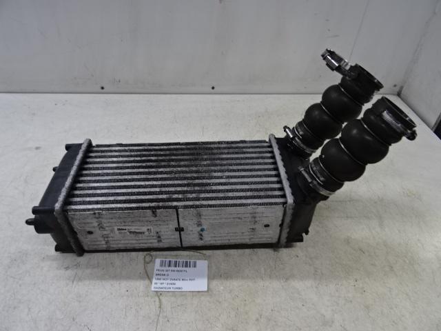 RADIATEUR INTERCOOLER Peugeot 307 SW (3H) (876923JF), Gebruikt, Peugeot