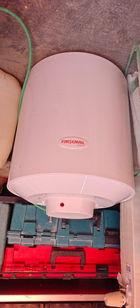 elektrische boiler, Doe-het-zelf en Bouw, 20 tot 100 liter, Boiler, Ophalen of Verzenden, Minder dan 3 jaar oud