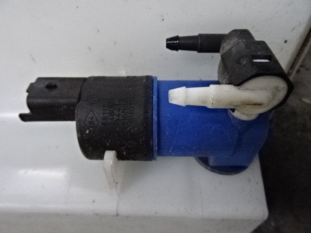 LAVE-GLACE POMPE AVANT Renault Clio IV (5R), Autos : Pièces & Accessoires, Renault, Mevr. I. Hauben, Utilisé, Rue de l'Espoir 34 34
4030  GRIVEGNÉE, BE