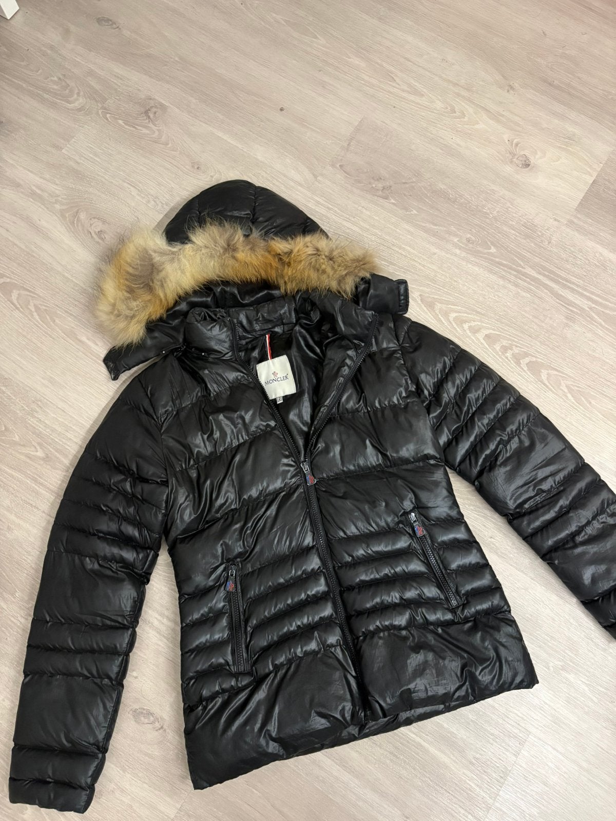Moncler vrouwenwinterjas, Ophalen, Zo goed als nieuw, Maat 48/50 (M), Zwart