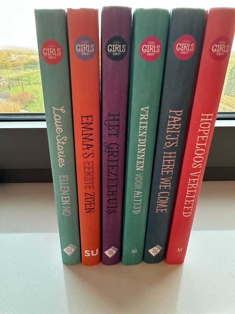 Reeks Hartsvriendinnen - Reeks For Girls Only, Boeken, Ophalen of Verzenden, Zo goed als nieuw, Hetty Van Aar, Fictie