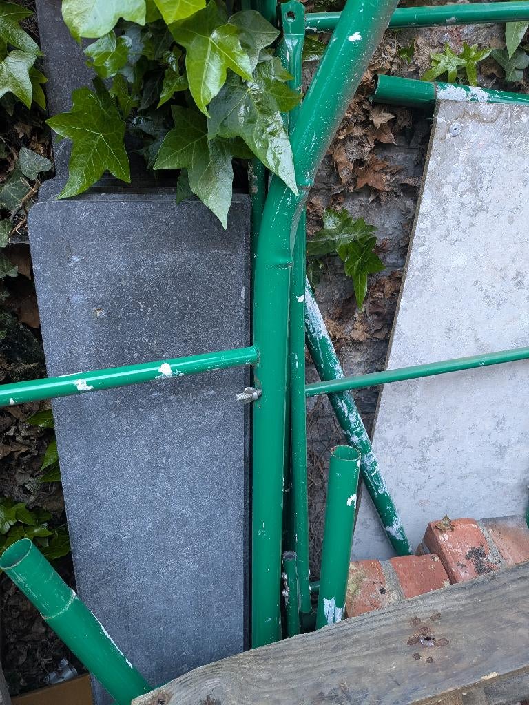 GRATIS oud ijzer/oude stijgertje, Doe-het-zelf en Bouw, Ophalen, Gebruikt, IJzer