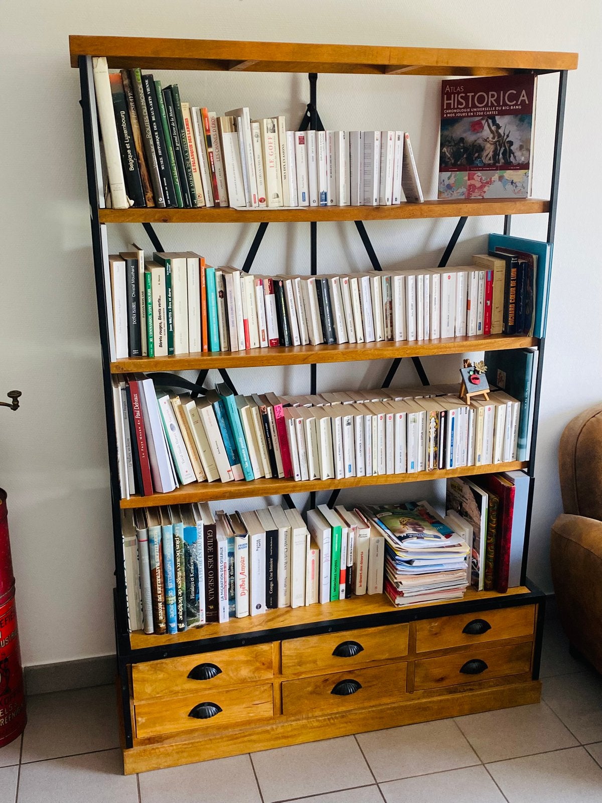 Bibliothèque industrielle et design en bois et en métal, Maison & Meubles, 25 à 50 cm, Chêne, 100 à 150 cm, Avec tiroir(s)