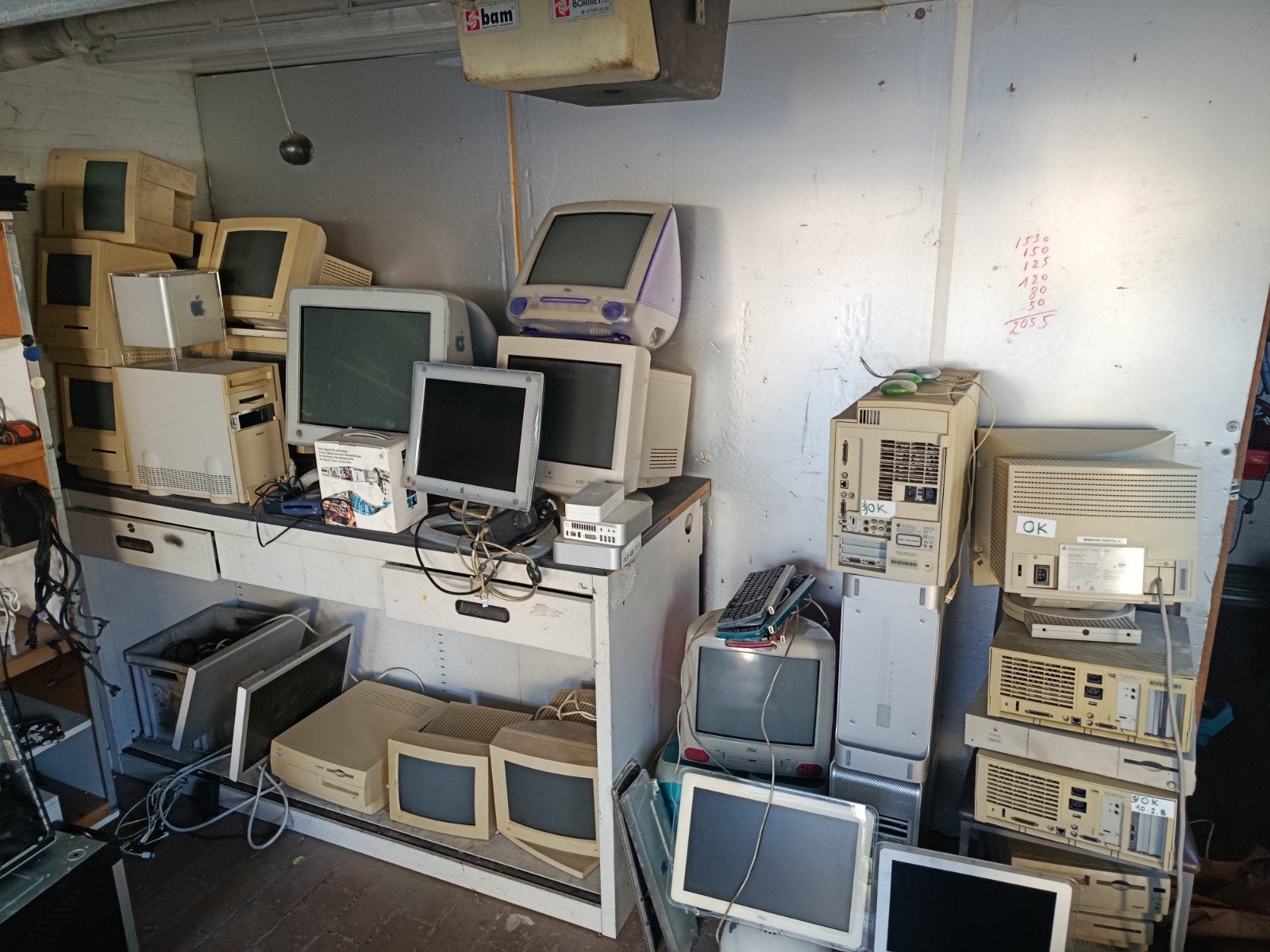 Oud apple materiaal, Computers en Software, Apple Desktops, Ophalen