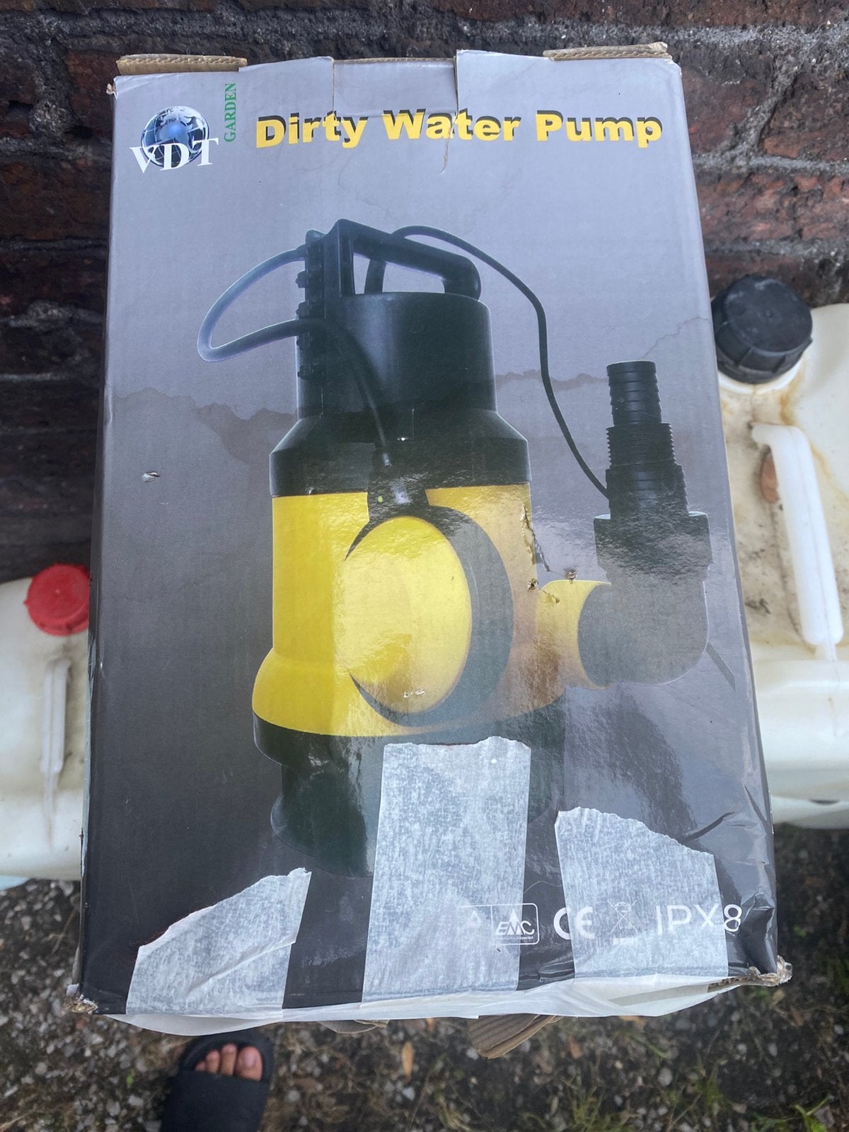 Pompe vide cave etat neuf utilisé 1x 45€, Tuin en Terras, Ophalen, Zo goed als nieuw, Elektrisch