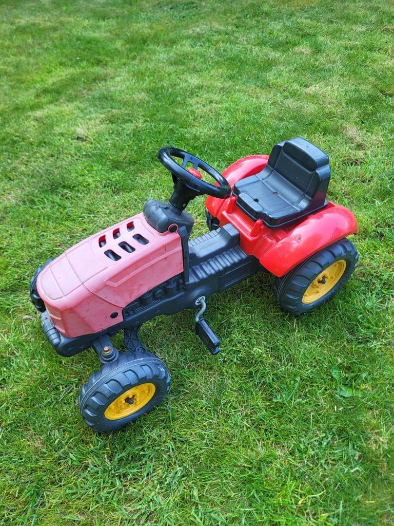 Speelgoed tractor, Ophalen