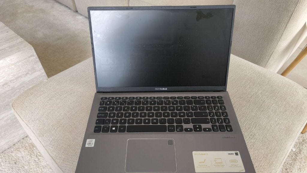 ASUS VivoBook 15 ASUS VivoBook 15 – Intel Core i5 10de gen, Ophalen, HDD, 15 inch, Refurbished