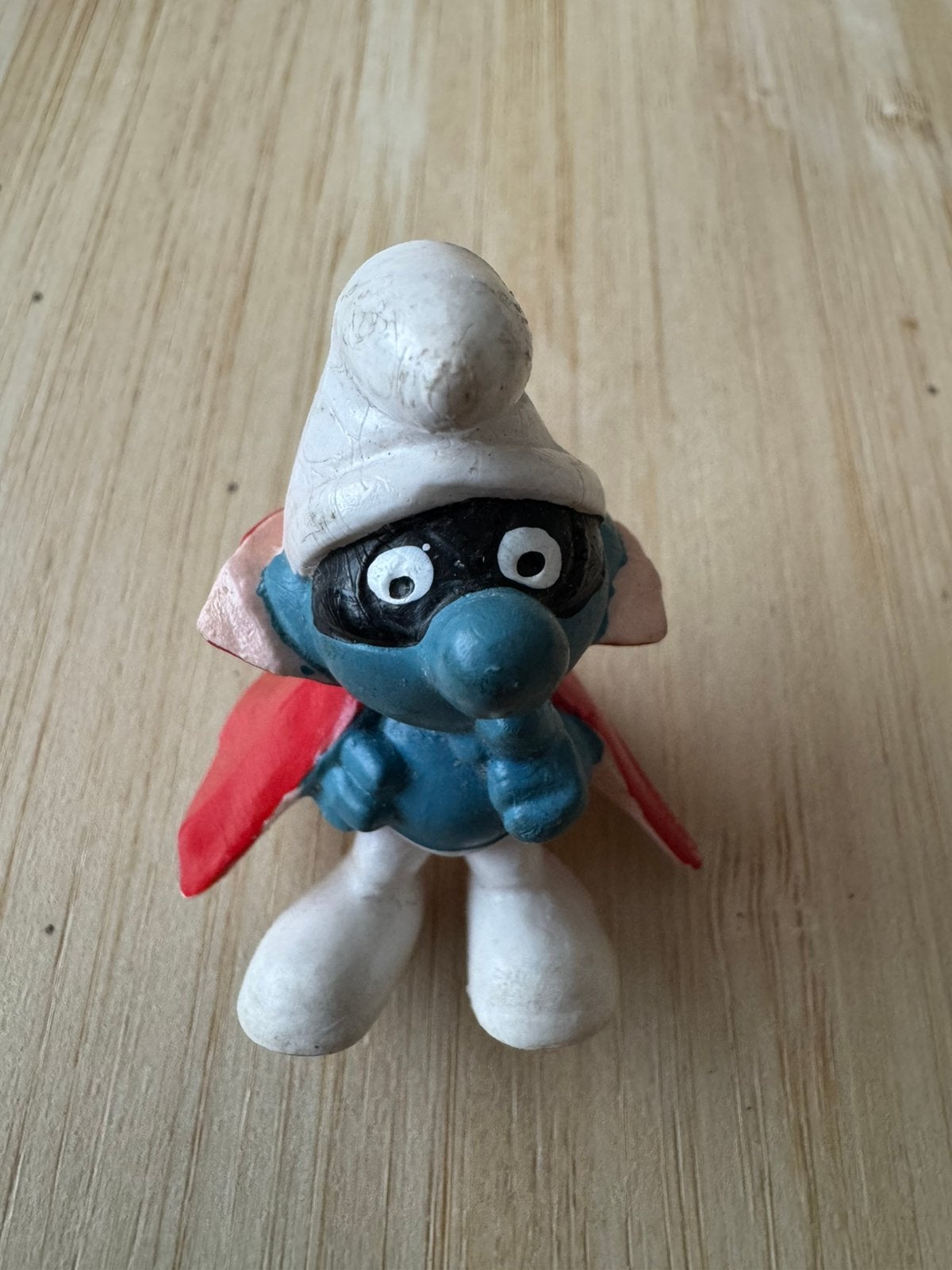 Miniatuur smurf - rode cape - Peyo, Ophalen, Gebruikt, Overige Smurfen, Poppetje, Figuurtje of Knuffel