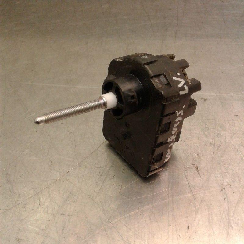 KOPLAMPMOTOR Suzuki Alto (GF) (01-2009/-), Gebruikt, Suzuki