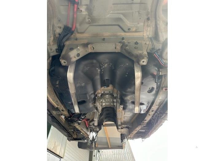 Réservoir de carburant d'un BMW X6, -, 3 mois de garantie, Utilisé, -