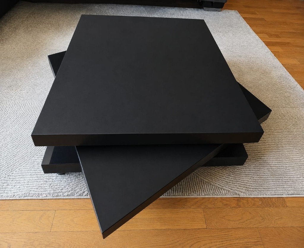 Table basse design noire pivotante —  excellent état, Maison & Meubles, Tables | Tables de salon, Enlèvement, Comme neuf, Carré