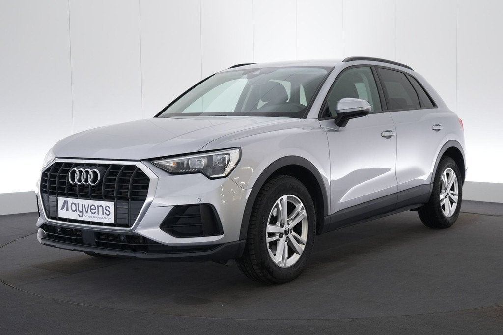 (2BUA996) AUDI Q3, Auto's, Stof, Gebruikt, Bluetooth, Bedrijf