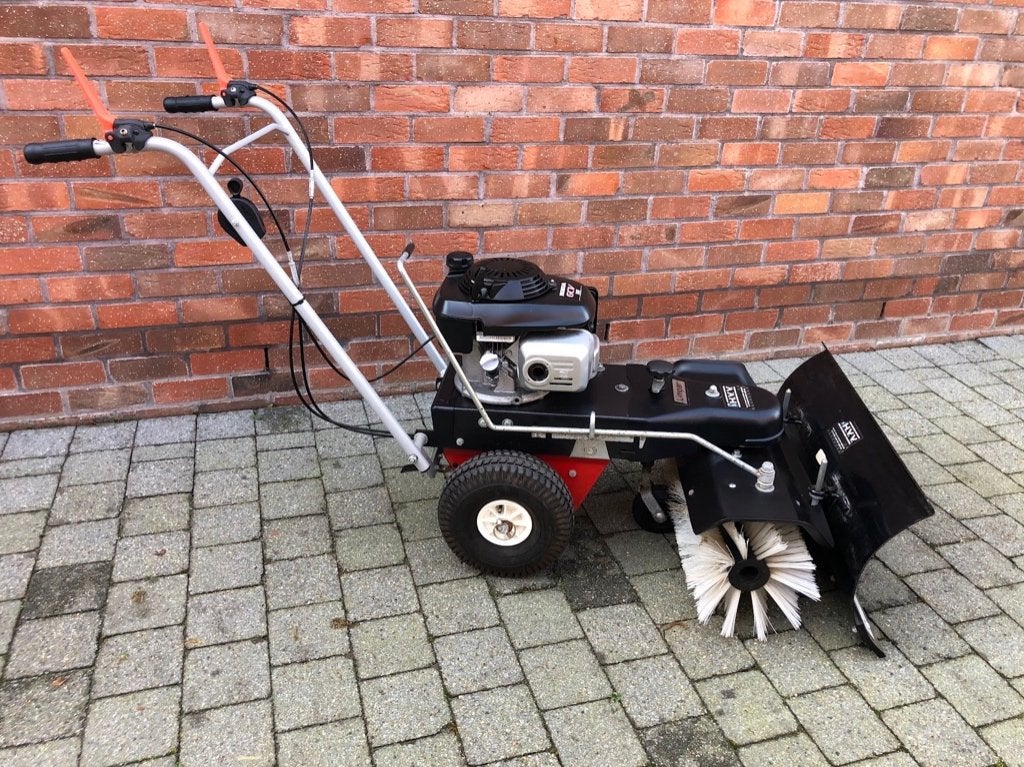 Professionele veegmachine, Tuin en Terras, Veegmachines, Ophalen, Zo goed als nieuw, Honda