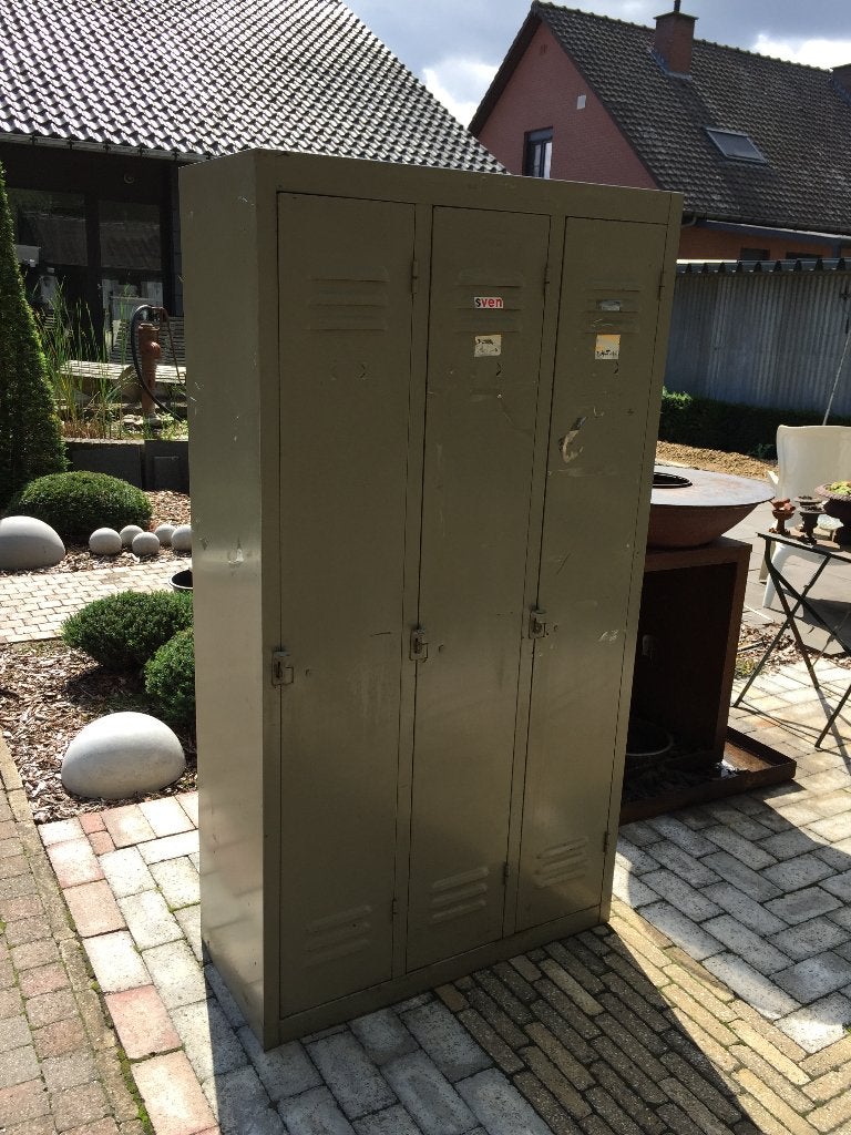 Mooie vintage 3 - deurs locker / lockerkast, Maison & Meubles, Enlèvement, Utilisé