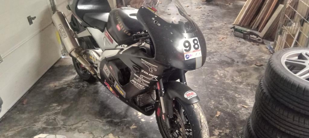 Aprilia rsv 1000, Particulier