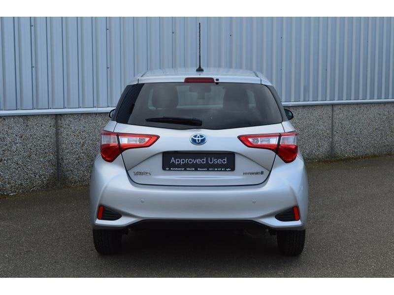 Toyota Yaris Hybrid Y20 / SIGNATURE !, Automaat, 1498 cc, Bedrijf, 5 deurs