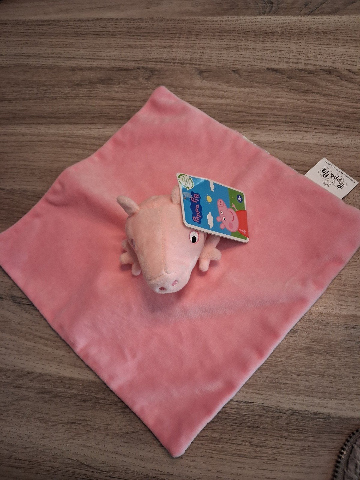 Nieuw Knuffeldoekje Peppa Pig., Enlèvement, Neuf