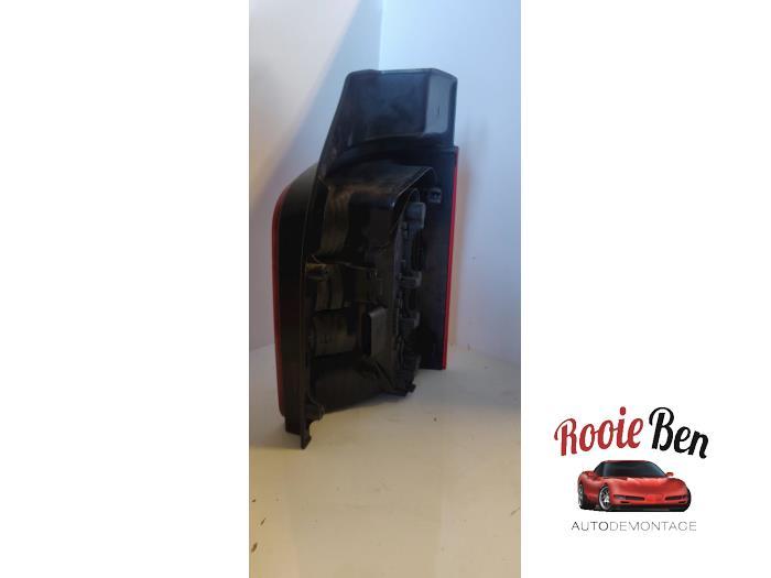 Achterlicht links van een Volkswagen Transporter, Gebruikt, -, Volkswagen, -