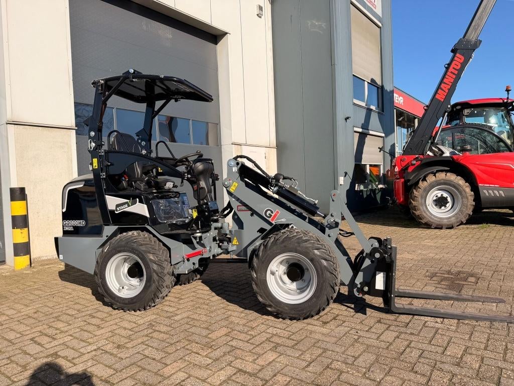Giant G2300 Xtra HD Black, Ophalen, Wiellader of Shovel
