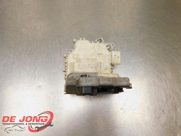 Serrure portière mécanique 2portes droite d'un Audi A1, -, 3 mois de garantie, Audi, Utilisé