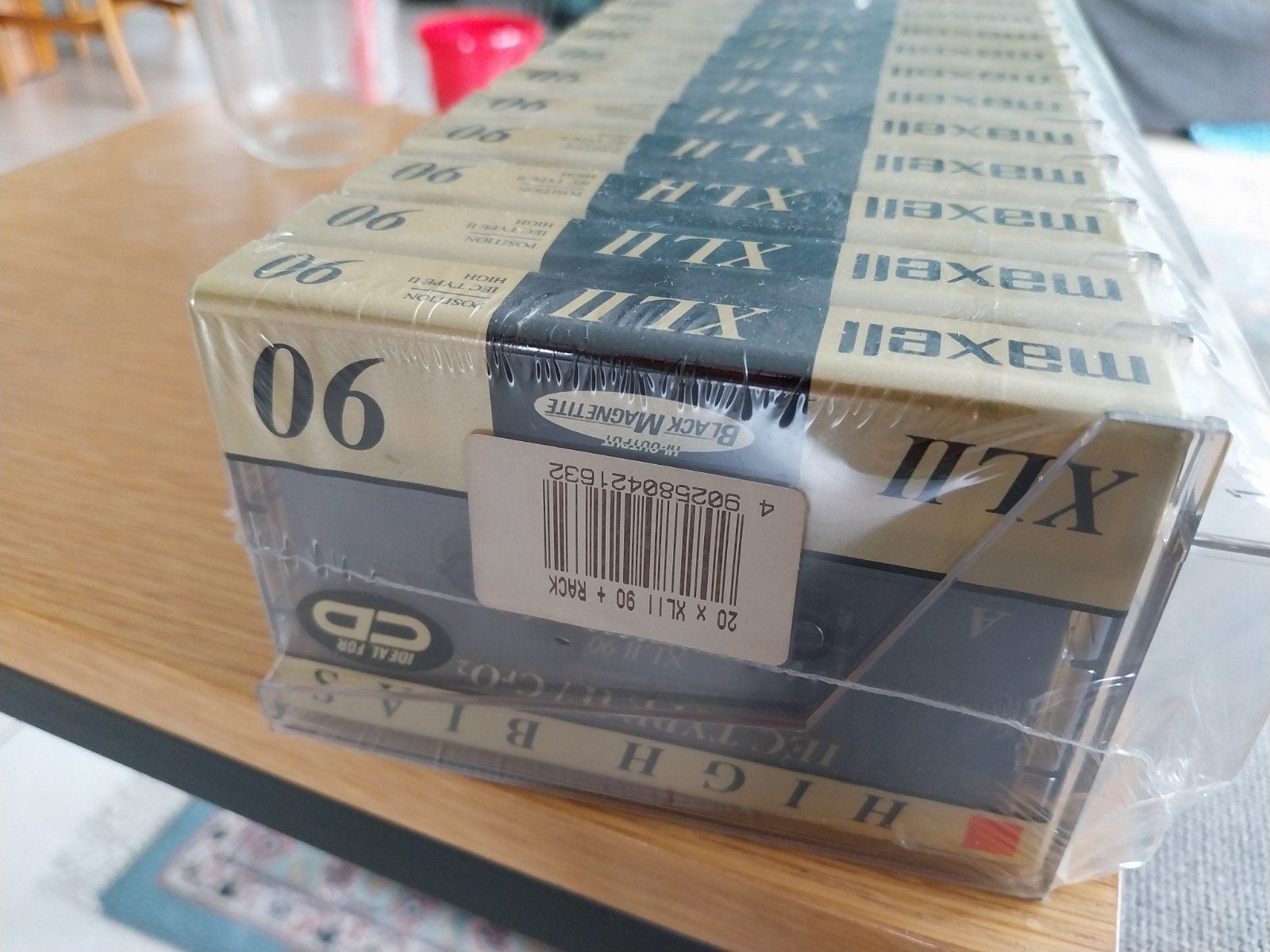 Prijsdaling! Maxell XLII 90 Cassettebandjes 14x + rek (Nieuw, Ophalen, 2 t/m 25 bandjes, Origineel, Met bewaardoos, rek of koffer
