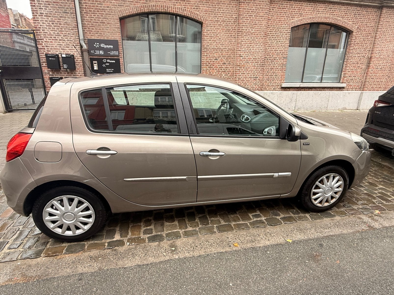 Renault clio, Achat, Boîte manuelle, Beige, 5 portes