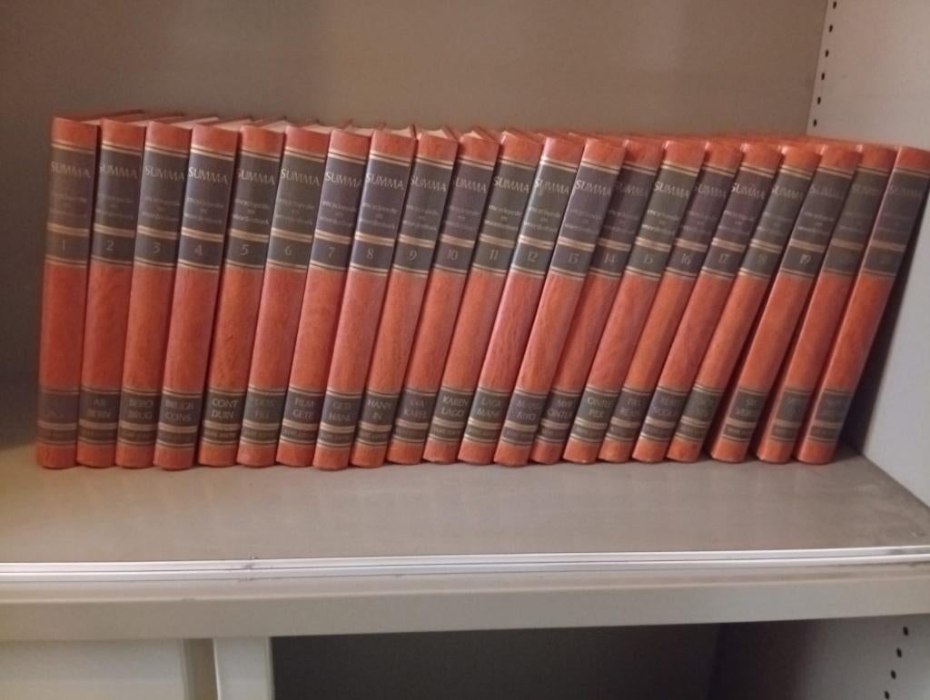 SUMMA Encyclopedia in woorden & kleur 1-21 set, Boeken, Ophalen, Zo goed als nieuw