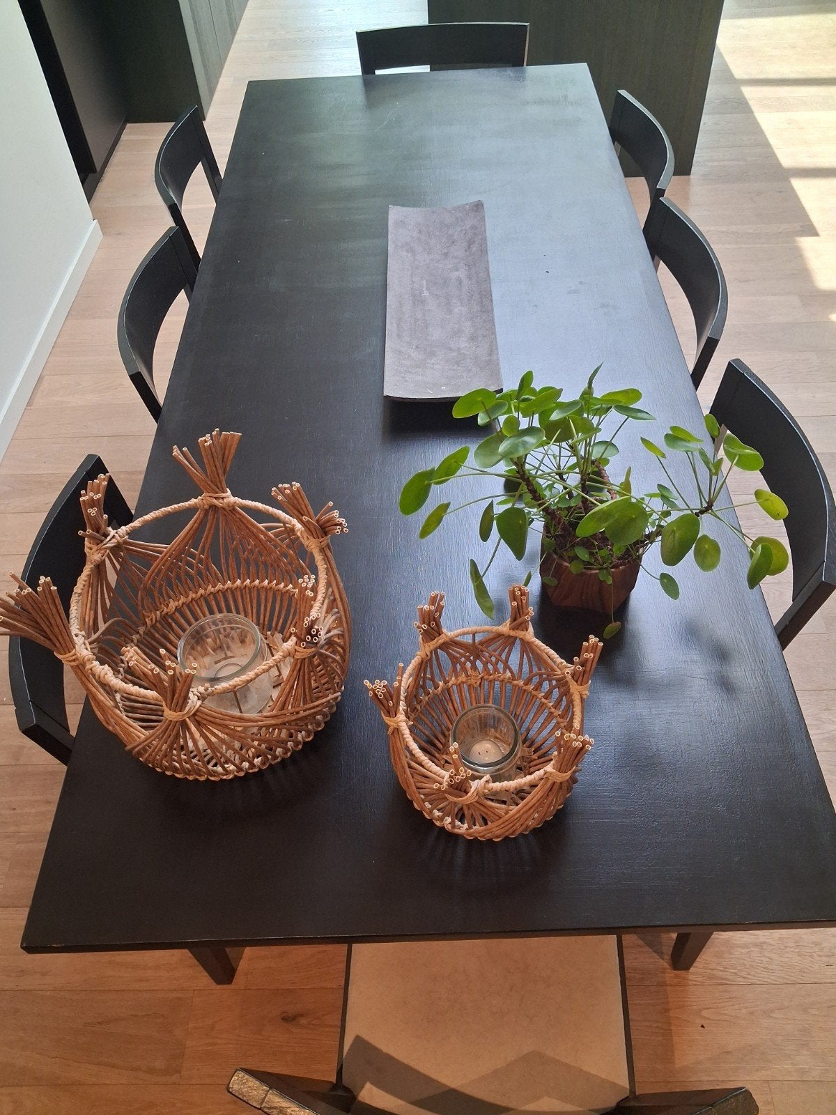 Houten tafel met 8 stoelen, Enlèvement