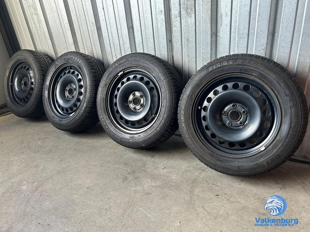 7-8mm! Originele VW Tiguan Audi Q3 Seat Tarraco Skoda Kodiaq, Auto-onderdelen, Banden en Velgen, Banden en Velgen, Winterbanden