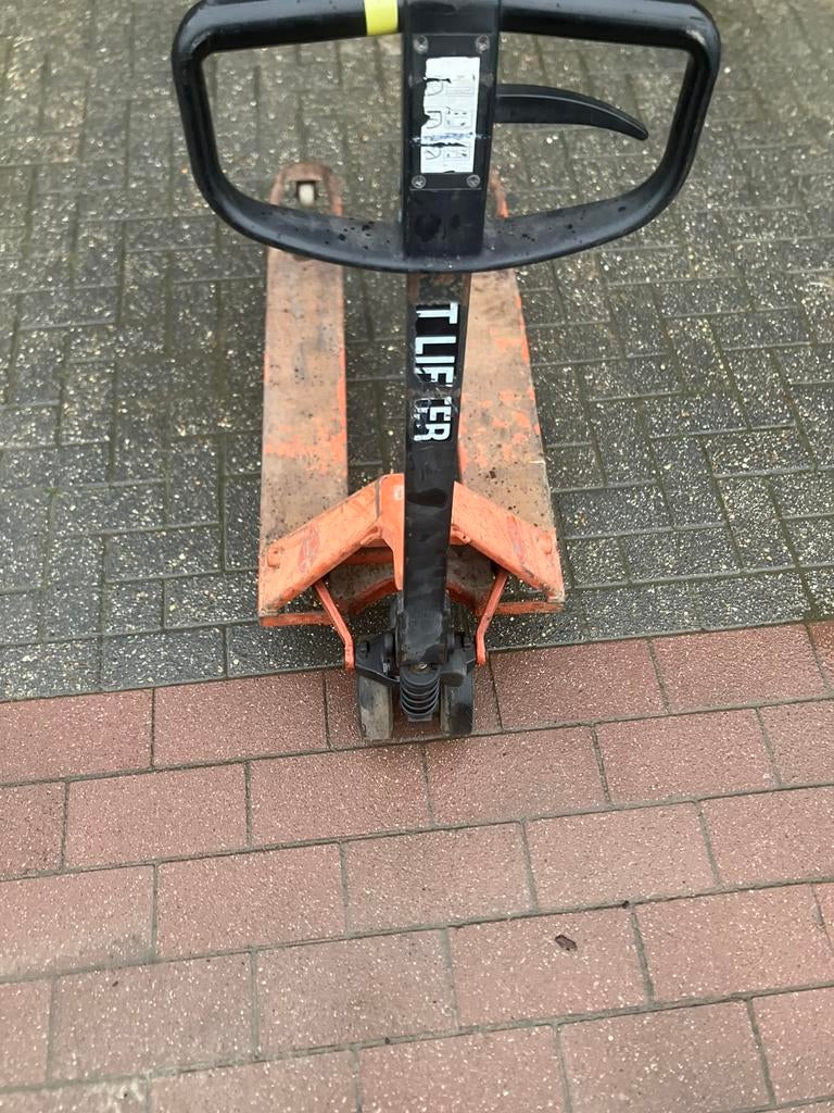 Transpallet BT lifter (wiel vanvoor ontbreekt), Enlèvement, Comme neuf