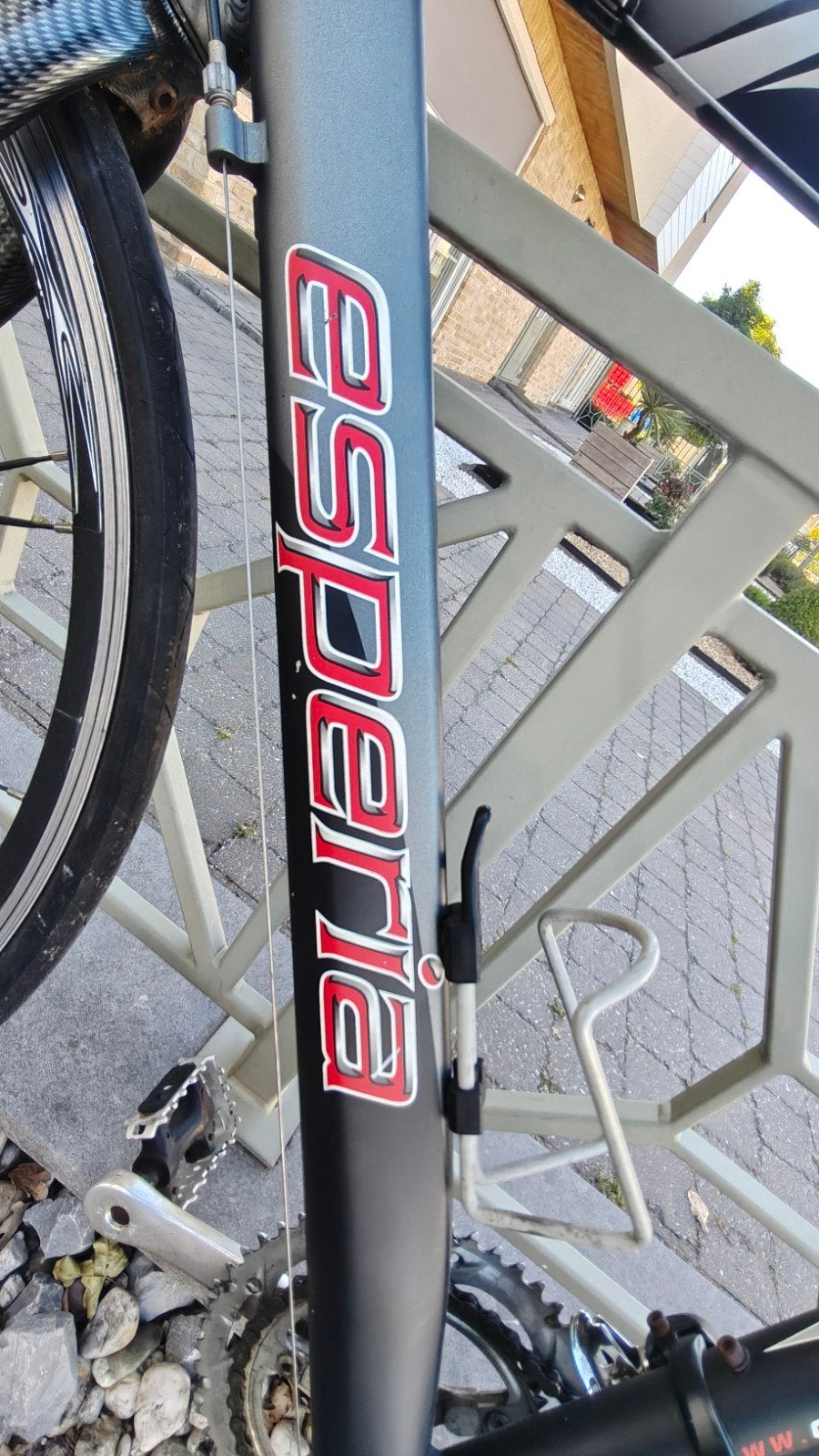 Vélo de course Esperia, Enlèvement