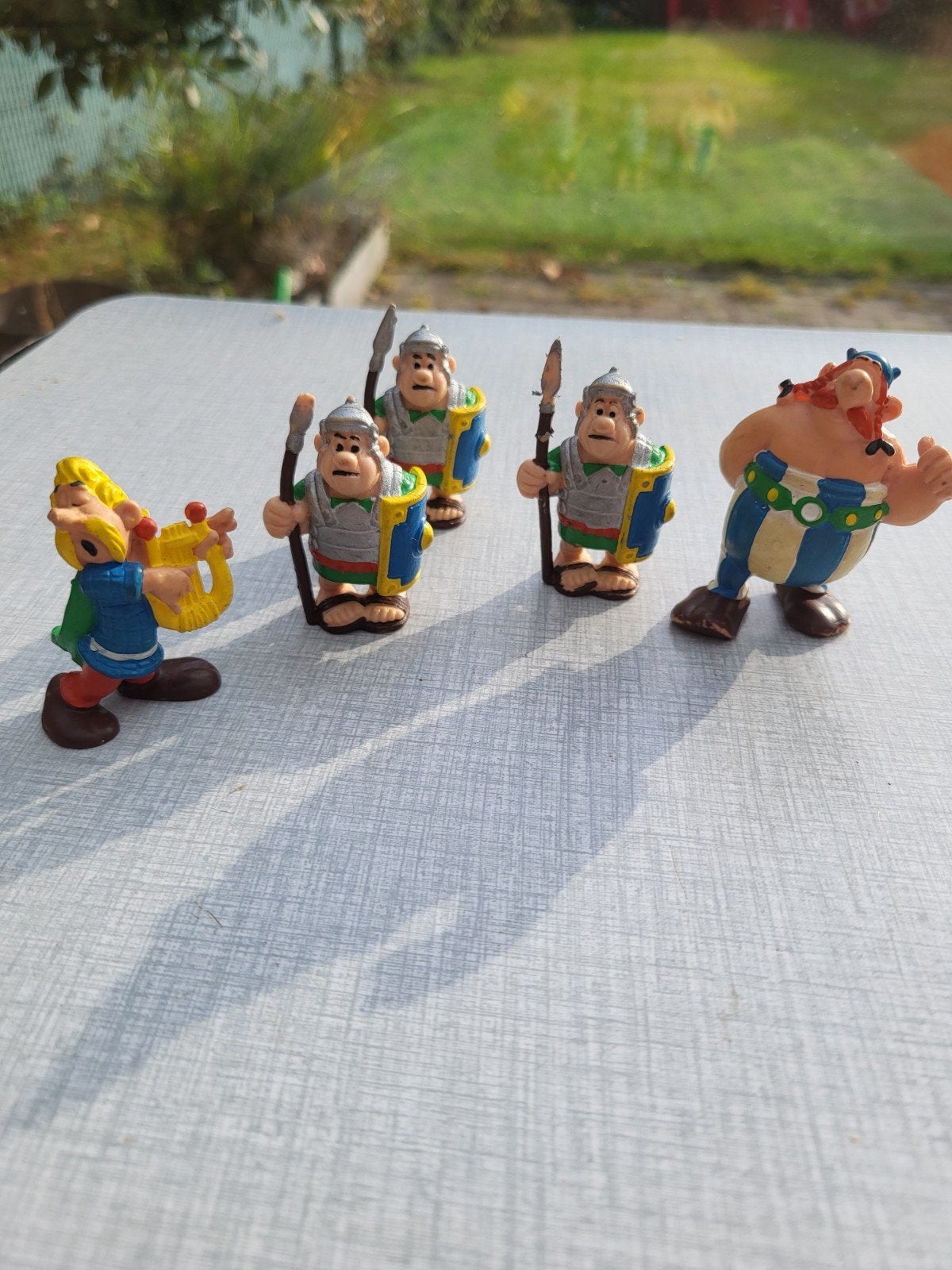 figurine Bully Obelix, Assurancetourix et soldats romain, Collections, Enlèvement, Astérix et Obélix, Statue ou Figurine