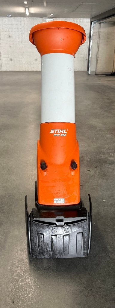 STIHL GHE 250 Elektrische Hakselaar – 2500W, Ophalen, Gebruikt, Elektrisch