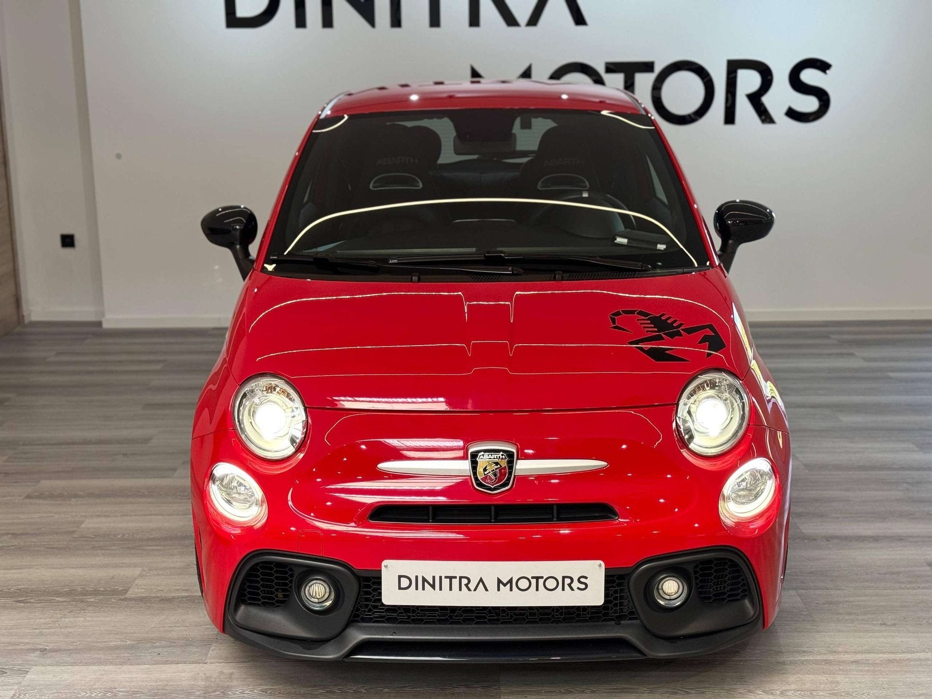 Abarth 595 Turismo - Automaat/Navi/Beats Audio/PDC, Auto's, Abarth, Automaat, Dealer onderhouden, 4 cilinders, 120 kW