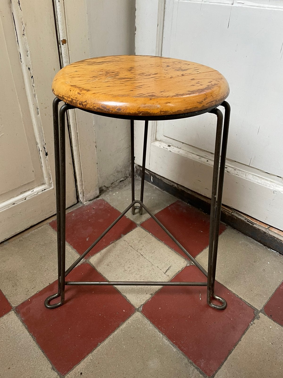 Tabouret Tomado, Enlèvement ou Envoi
