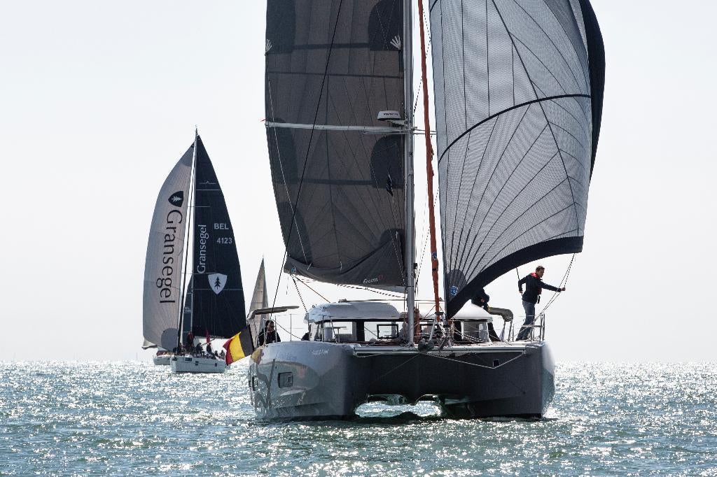 Catamaran Excess 11 - rijkelijk uitgerust!, Watersport en Boten, Catamarans, Ophalen, Zo goed als nieuw