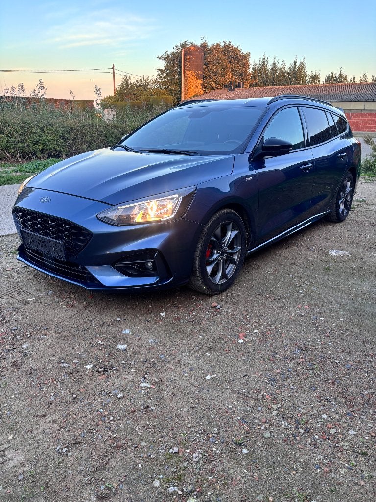 Ford focus MK4 ST line (break), Auto's, Stof, Zwart, Blauw, Lane Keeping Assist