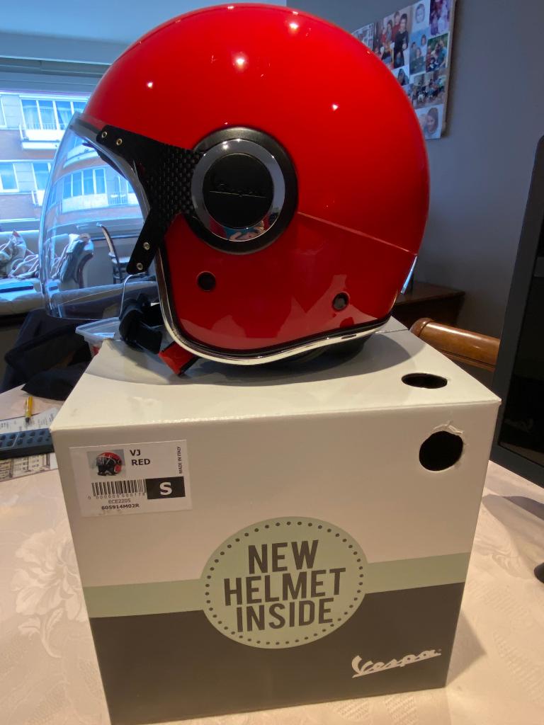 CASQUE VESPA ROUGE, Vélos & Vélomoteurs, Enlèvement